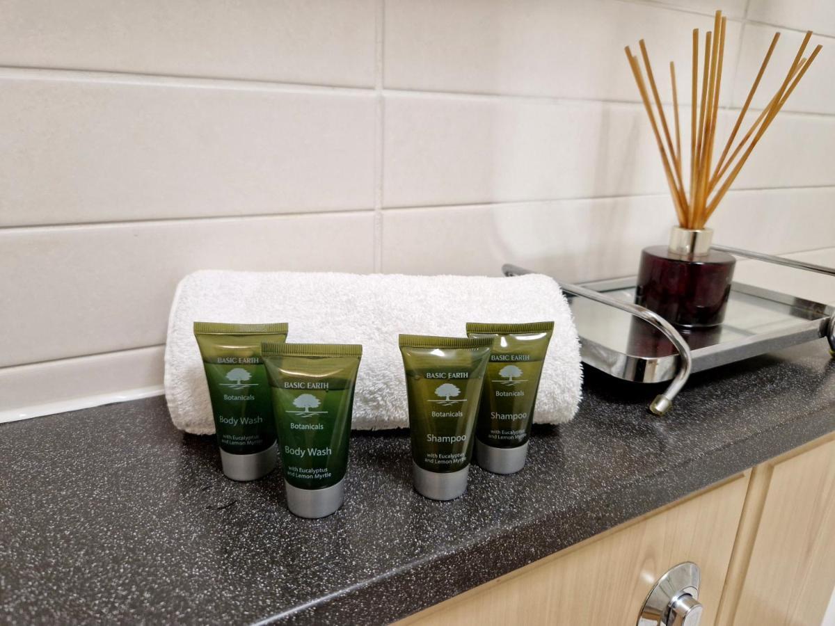 Stunning Luxury Serviced Apartment Next To City Centre With Free Parking - Contractors & Relocators Coventry Ngoại thất bức ảnh