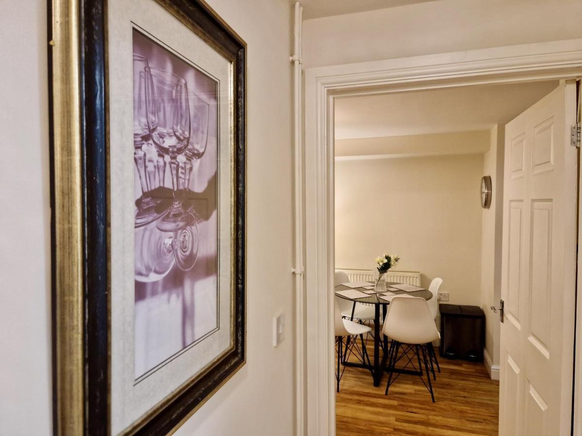 Stunning Luxury Serviced Apartment Next To City Centre With Free Parking - Contractors & Relocators Coventry Ngoại thất bức ảnh
